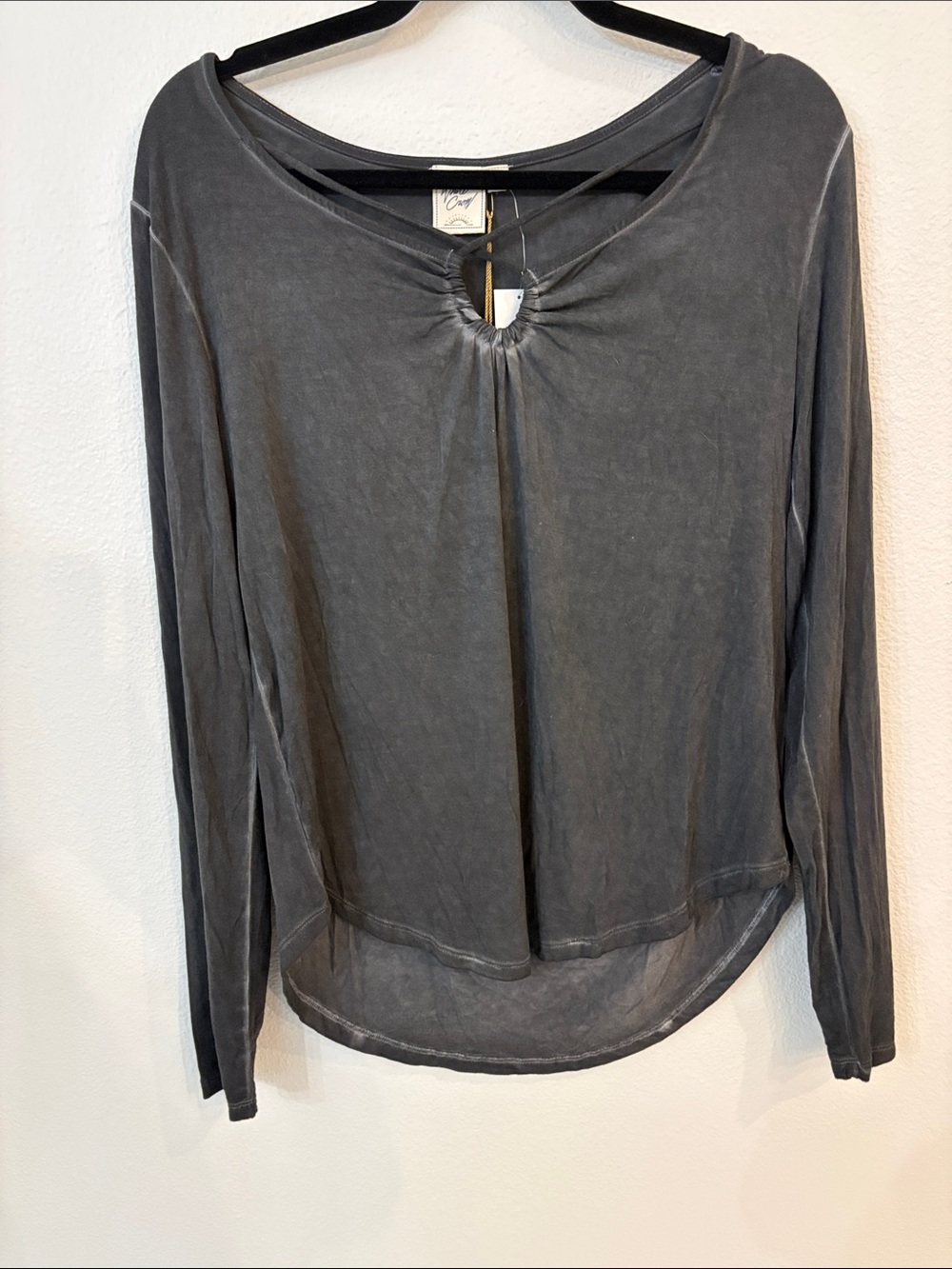 White Crow Washed Charcoal Long Sleeve Scoop Top NWT